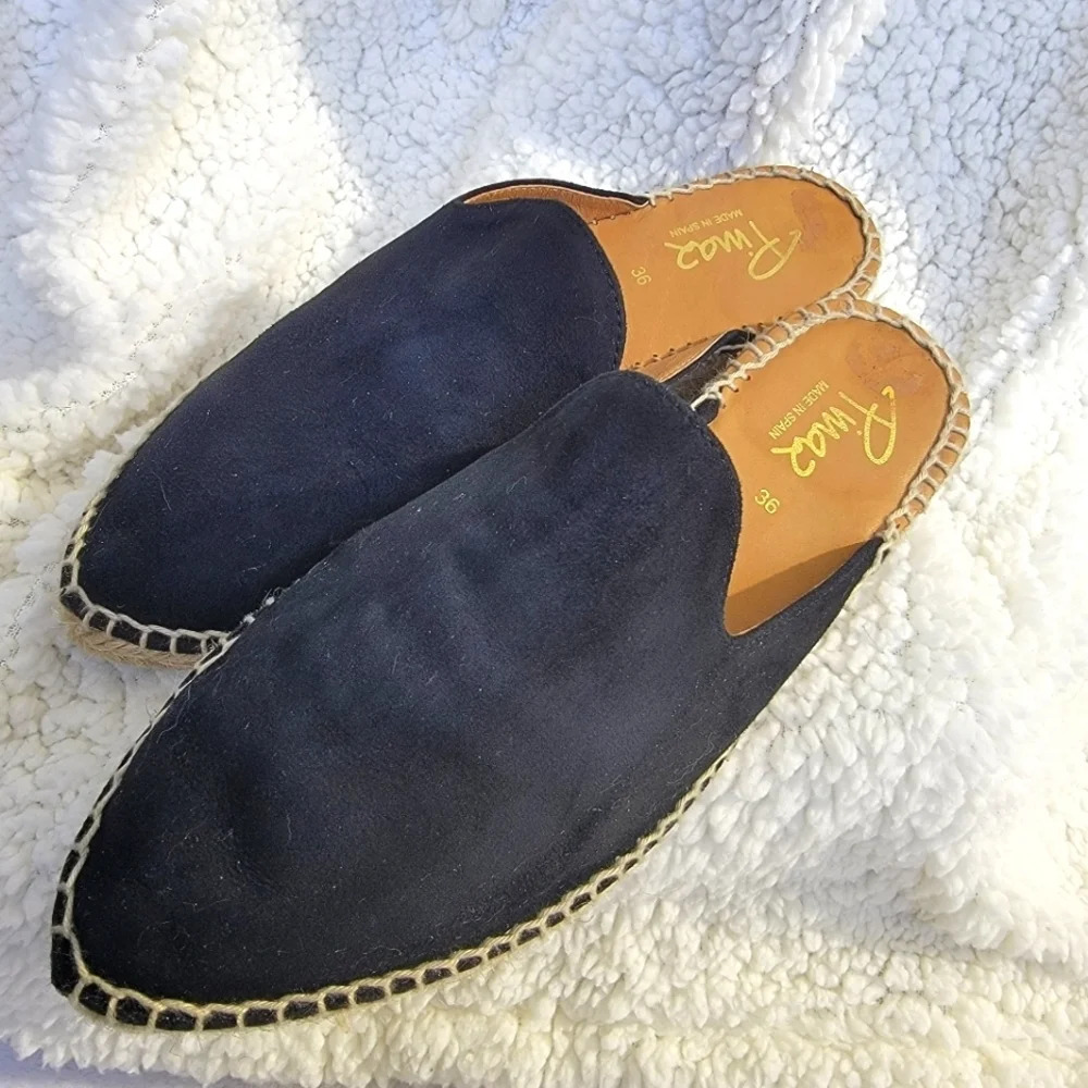 Pinaz | Size 36 (US 5.5) | Pointed Toe Suede Espadrille Mules Black Raffia